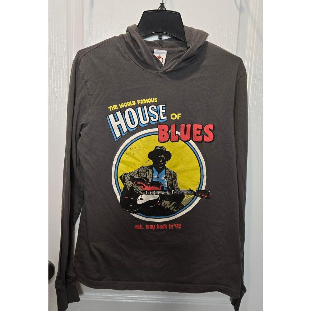 House of Blues long sleeve tee hooded sz M 100% cotton